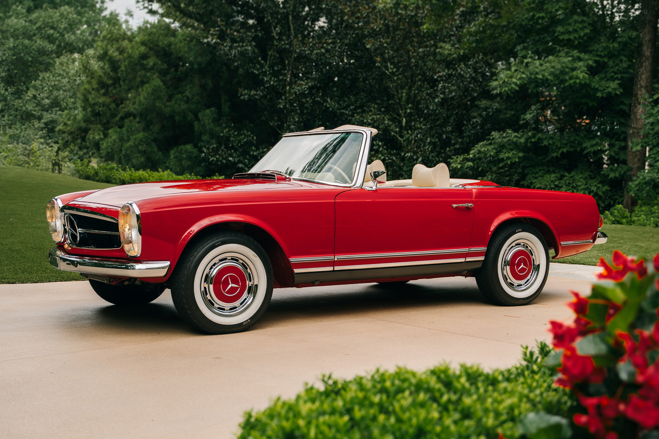 Red Mercedes-Benz 280 SL Pagoda for sale