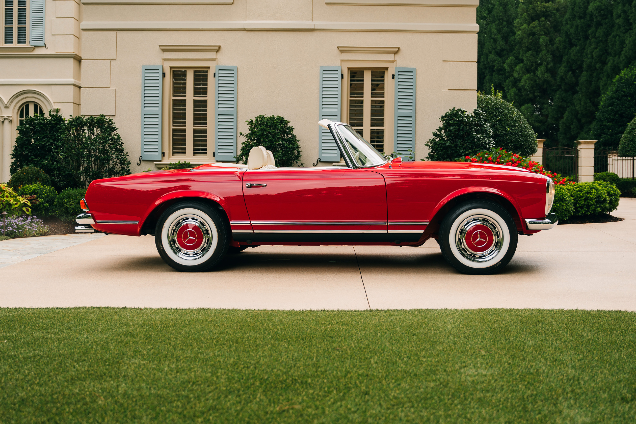 Red Mercedes-Benz 280 SL Pagoda for sale