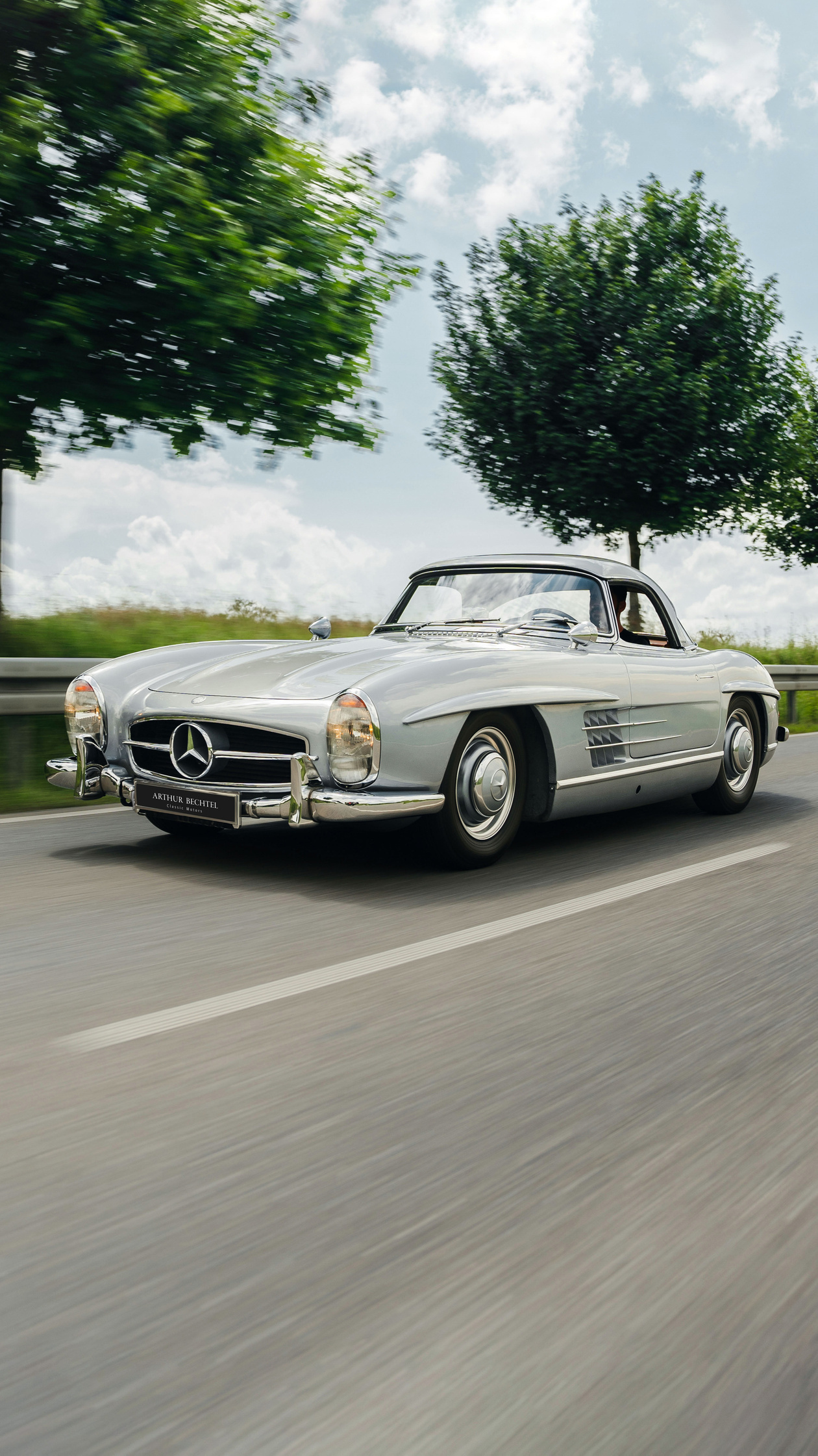 Mercedes Benz 300 SL in Wunschfarbe